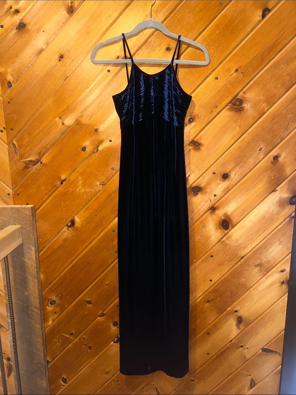 Vintage 1990s Papell Boutique Evening navy blue crushed velvet maxi slip gown